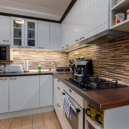 Fireworks Rakoczi - Free Parking - 3 Bedrooms - 2 Bathrooms Budapest Ngoại thất bức ảnh