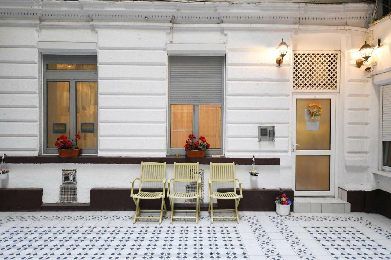 Fireworks Rakoczi - Free Parking - 3 Bedrooms - 2 Bathrooms Budapest Ngoại thất bức ảnh